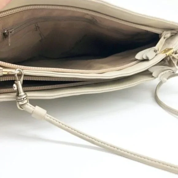 ETIENNE AIGNER Crossbody Bag - Picture 4 of 10